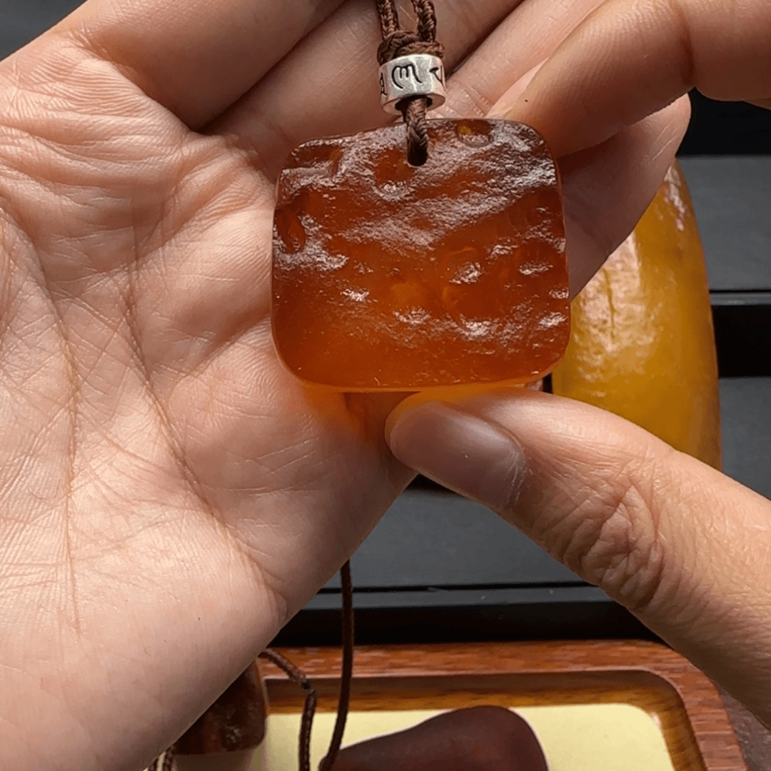 【闪购商品】琥珀裸石未镶嵌