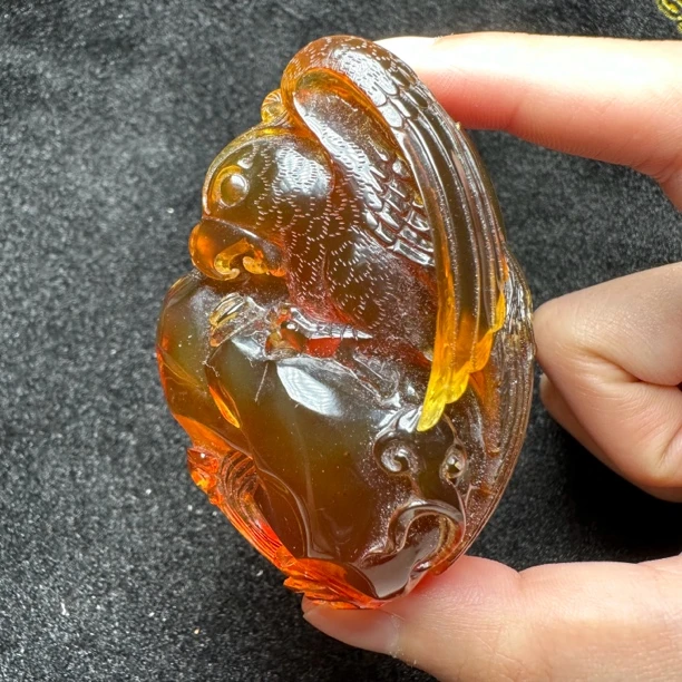 9658英明神武缅甸琥珀蜜蜡红茶珀吊坠挂件精雕霸气珠宝俏色雕刻
