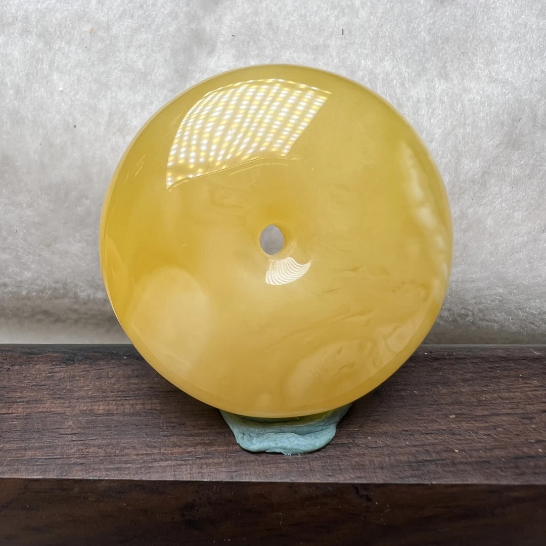 好玉易黄色蜜蜡吊坠挂件百搭鸡油黄时尚精品复古文玩女款气质