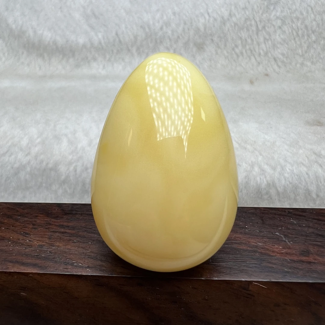 素面花纹天然琥珀蜜蜡吊坠挂件鸡油黄手工简约时尚精美黄色