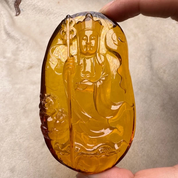 【好玉易】B038地藏王缅甸琥珀精雕孤品吊坠挂件手工雕刻养生珠宝