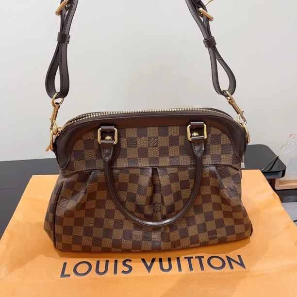 95新 LouisVuitton/路易威登 经典棕色斜跨单肩双层