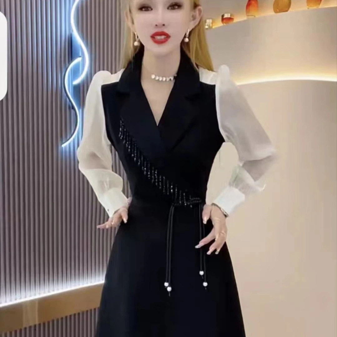 2023早秋新款时尚气质韩版西服翻领亮钻拼色收腰显瘦减龄连衣裙