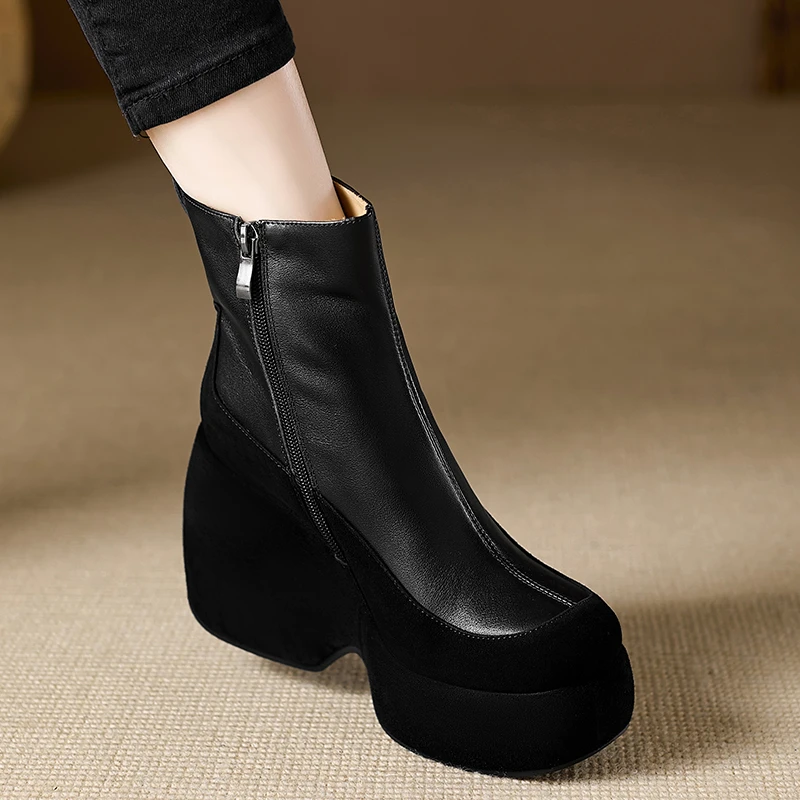 洋气高跟靴子女2025新款10cm厚底坡跟短靴不累脚松糕底真皮瘦瘦靴