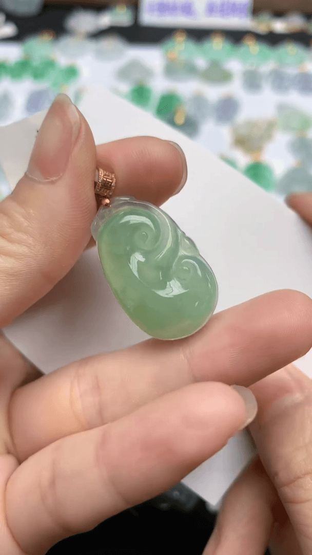 【闪购商品】翡翠颈饰18K金镶嵌451 天然翡翠A货