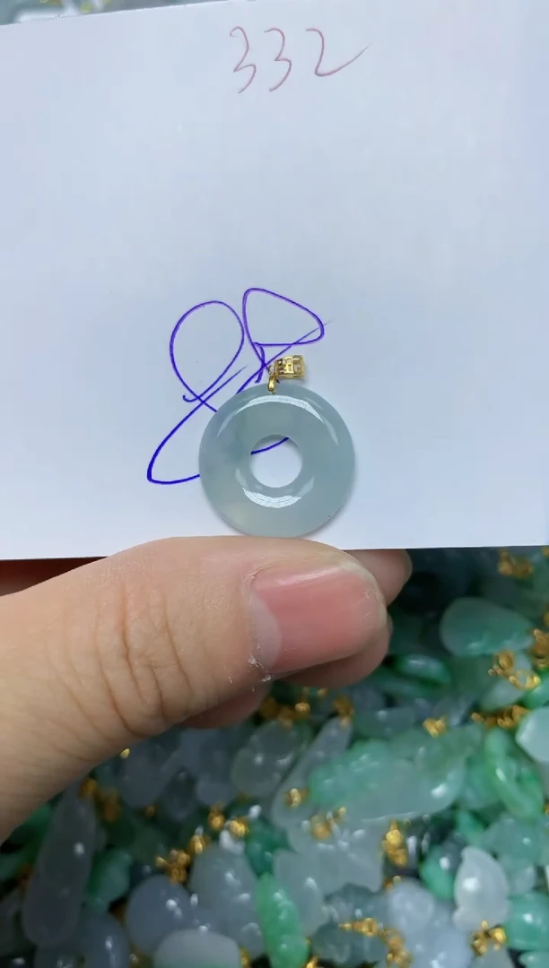【闪购商品】翡翠颈饰18K金镶嵌    天然翡翠A货