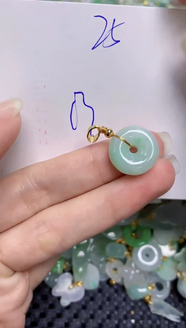 【闪购商品】翡翠颈饰合金天然绚甸A货翡翠