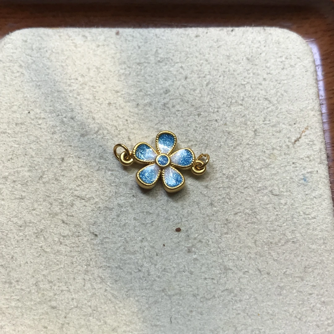 足金999五花手牌