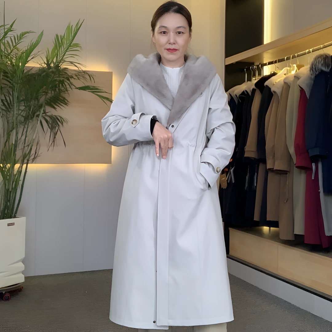 雪唯妮2025-110新款进口水貂尼克服长款可脱卸内胆派克服水貂袖