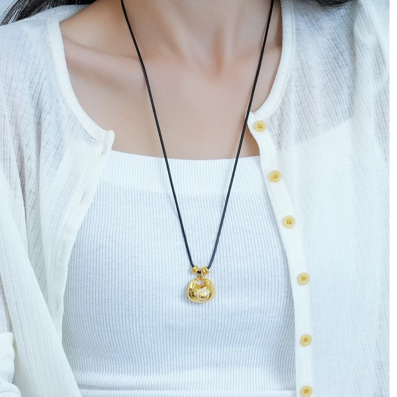 铜合金项链 福袋胖福平安锁黑绳吊坠项链2024新款金锁挂绳配饰品