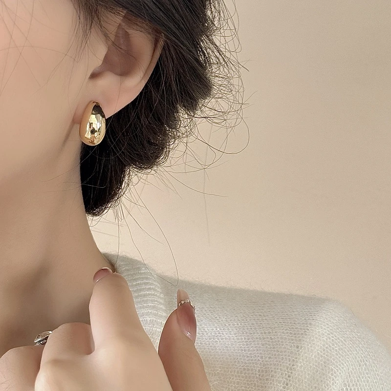 铜合金耳饰 豆豆同款简约小众半圆金属耳环胖月亮水滴金色豆耳钉