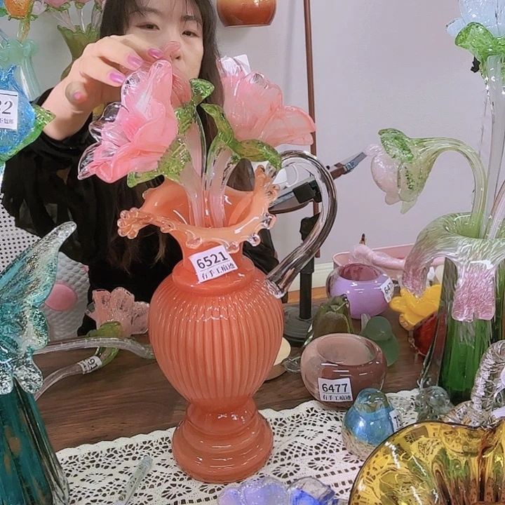 6521 一套其中一个花有瑕家悦美居花瓶摆件