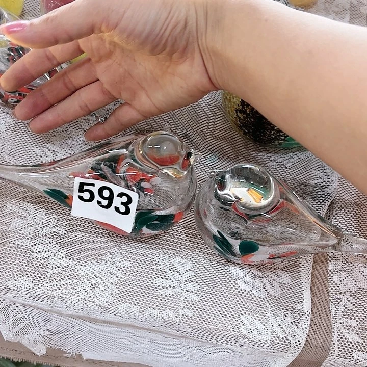 593一对有手工痕迹家悦美居花瓶摆件