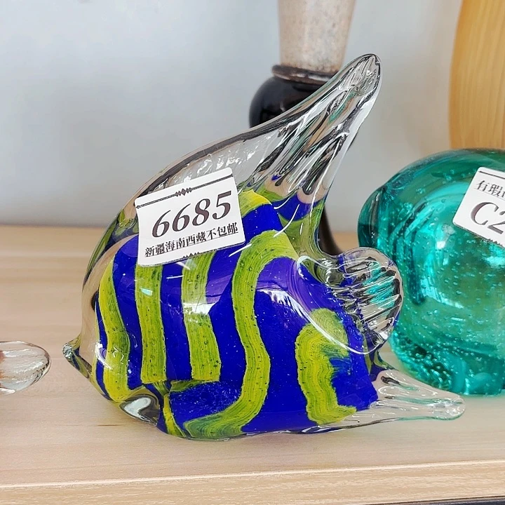 6685 家悦美居花瓶摆件有手工痕迹