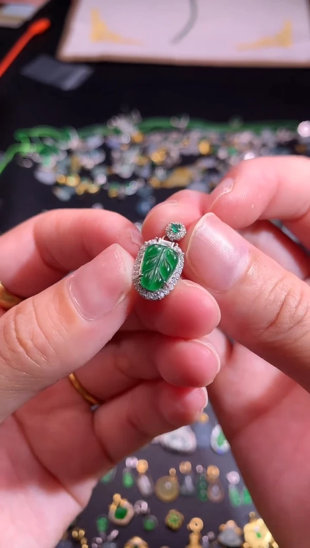 【闪购商品】翡翠吊坠(不含链)银S925镶嵌1