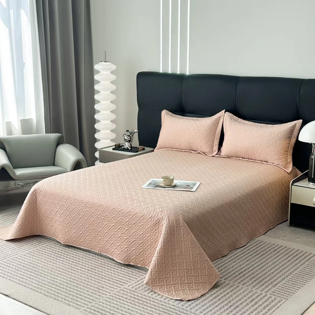 【大漂亮】新款天丝棉磨毛的床盖  gj