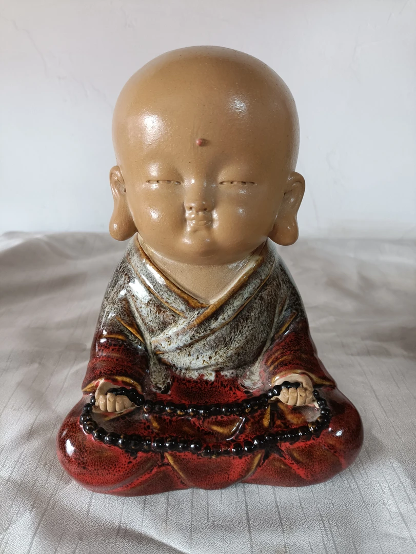 禅城区石湾陶瓷人物摆件（小沙弥）