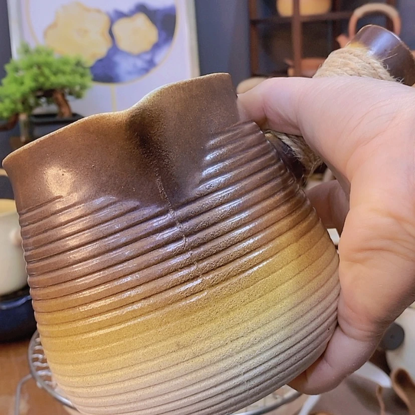 【闪购商品】密胺壶1100壶