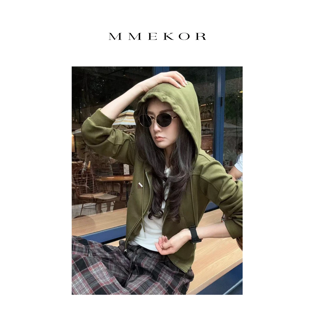 MMEKOR“橄榄卫衣” 摩登街头连帽上衣 88389