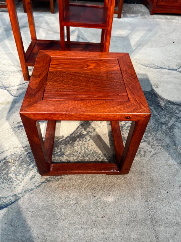 刺猬紫檀 四方凳