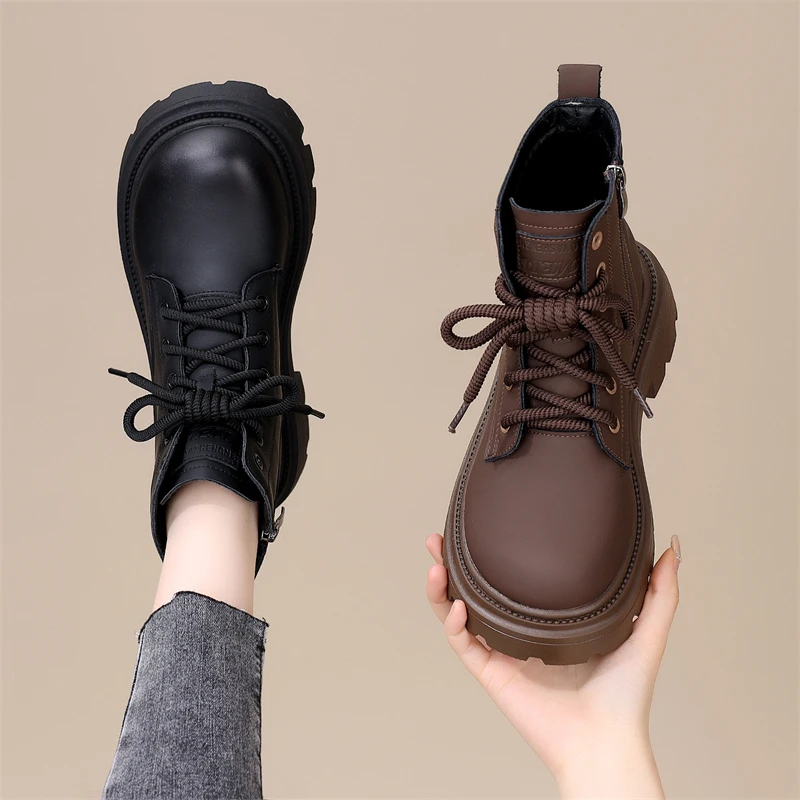 爆款高级感马丁靴女2024秋冬新款舒适软底小个子复古增高加棉短靴