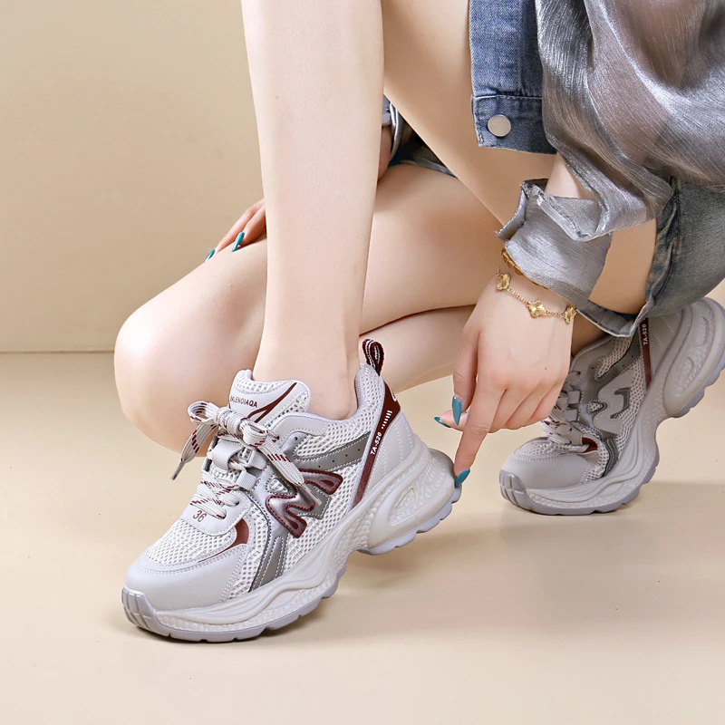 2024秋季新款ins潮厚底老爹鞋女秋轻便运动鞋透气系带休闲跑步鞋