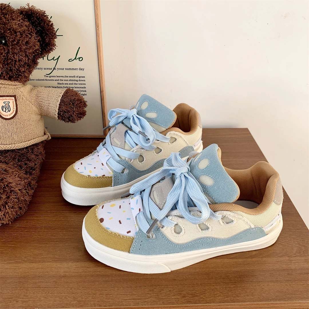 小众设计拼色低帮板鞋女ins学生休闲鞋2024新款百搭透气德训鞋