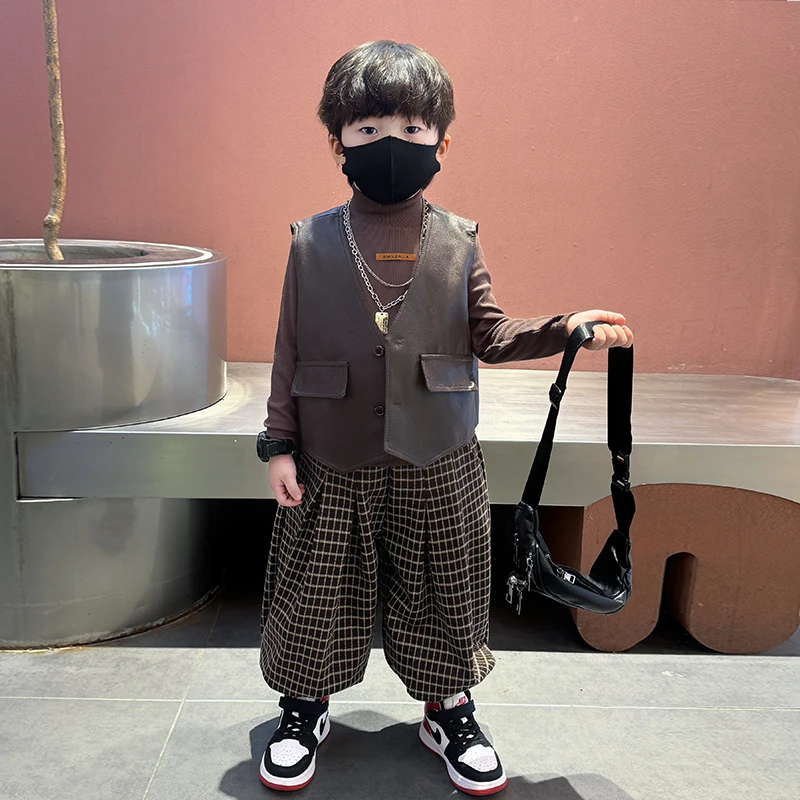 春秋季男女童装韩版帅气时髦网红潮酷儿童马甲格子裤三件套装男童