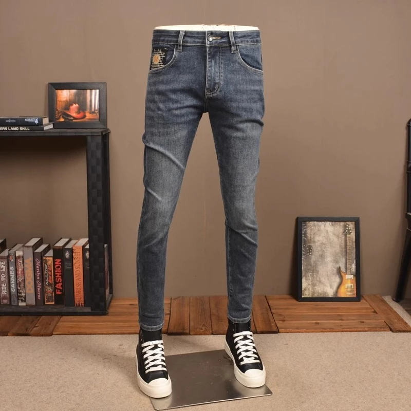 秋冬款牛仔裤2025新款男弹力修身小脚潮流韩版百搭水洗休闲裤子男