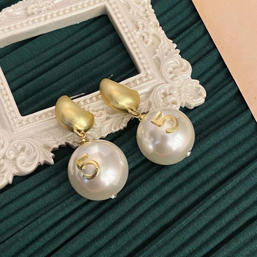 合金亚克力耳饰 时尚小众夸张大号耳钉新款古法气质洋气复古哑光