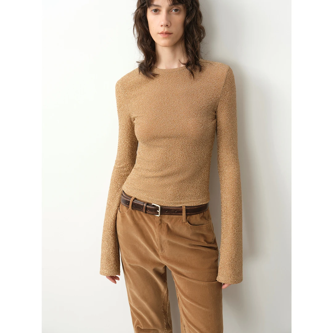 付智恩 优雅风韵 时髦金属感进口华贵金银丝弹性喇叭袖修身打底衫