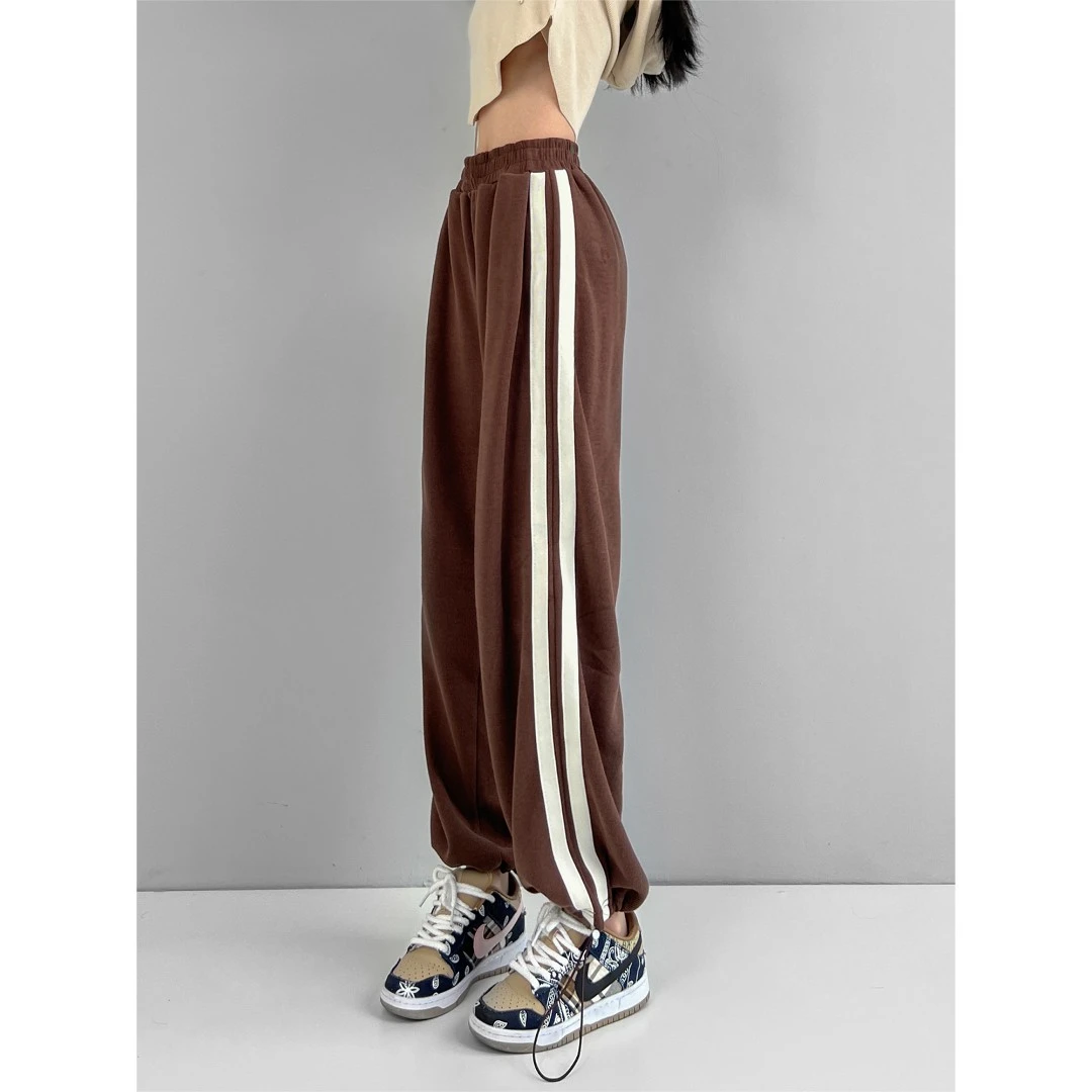 动感少女《条纹百搭》侧边拼条运动裤女2023秋季两穿宽松阔腿卫裤