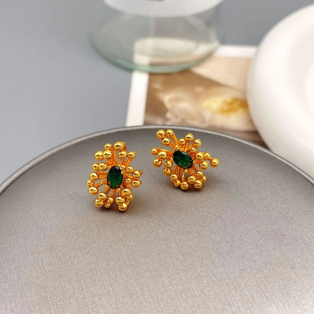 铜合金合成锆石耳饰 6174ins风小众轻奢风简约百搭精致耳饰