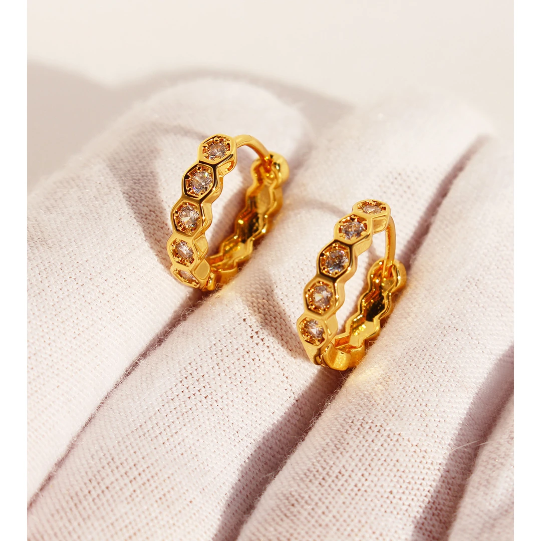 铜合金合成锆石耳饰 9124小耳圈日常通勤百搭金色耳环学生耳饰