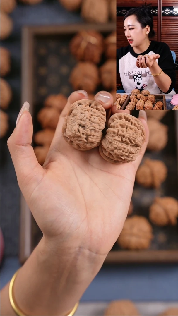 【闪购商品】文玩核桃吊坠文玩核桃精品南瓜楼