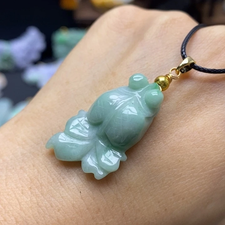 【闪购商品】翡翠颈饰未镶嵌翡翠