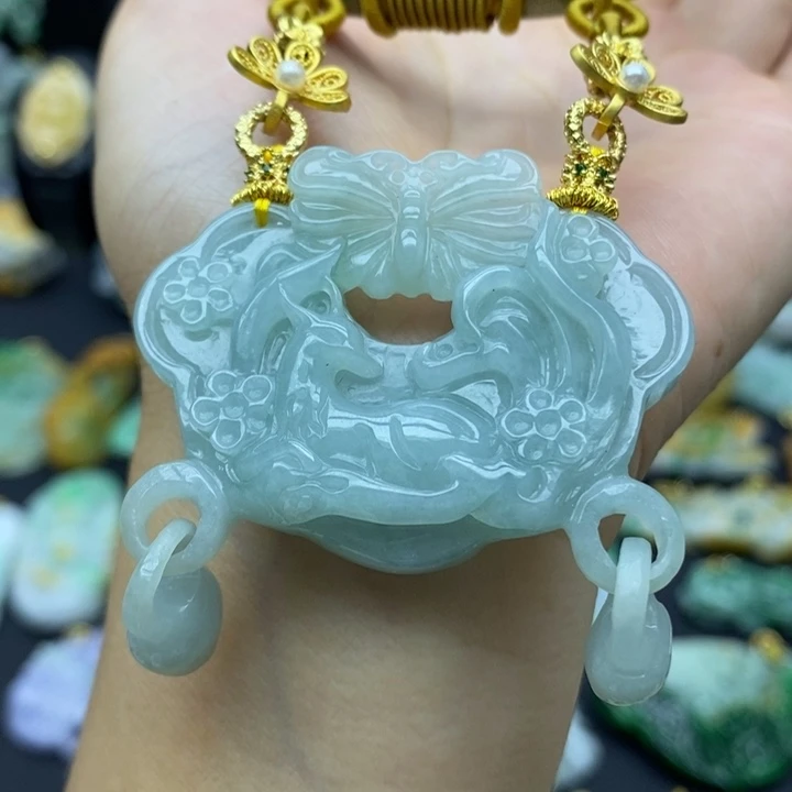 【闪购商品】翡翠颈饰未镶嵌翡翠