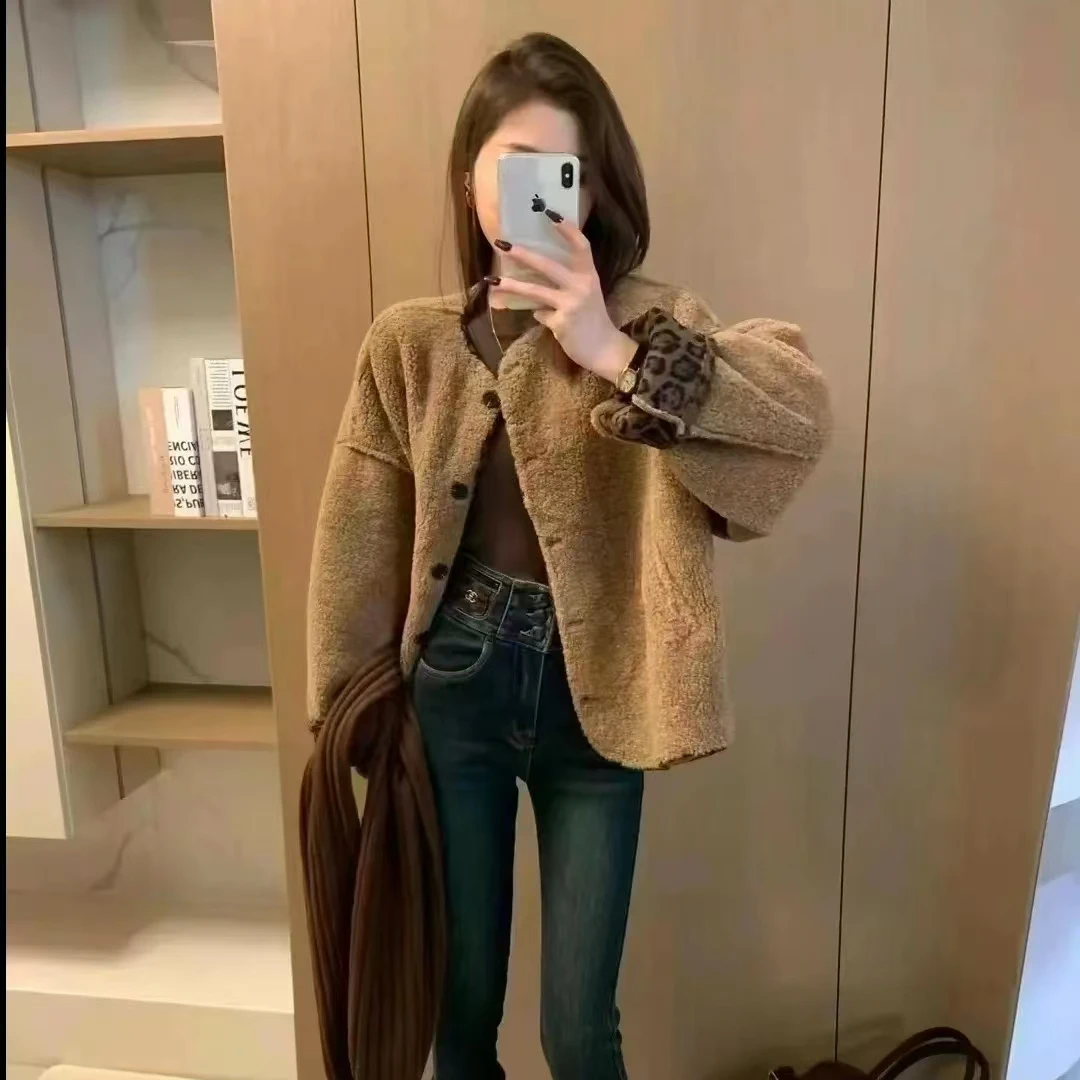 PP002#撞色皮毛一体外套女秋冬款Y羔毛圆领单排扣开衫棉衣上衣潮