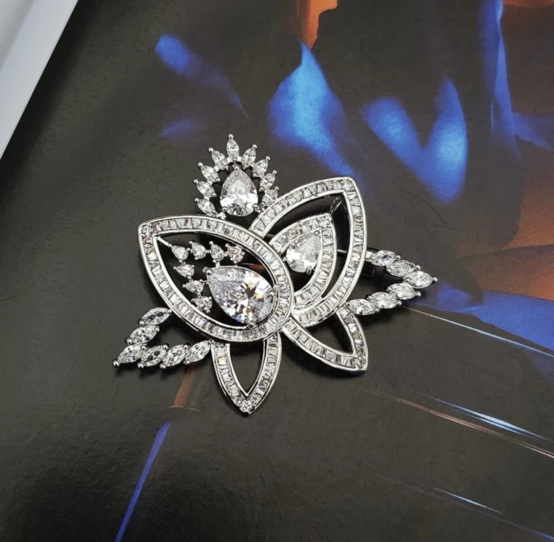 合金胸针 【闪耀光芒】简约百搭精致优雅高档春夏时尚胸针z1166