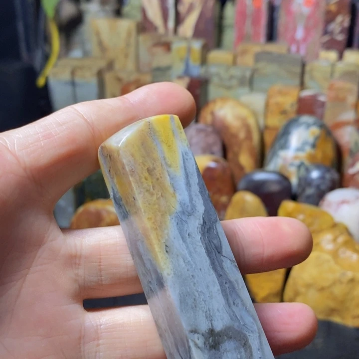 昌化鸡血石昌化石