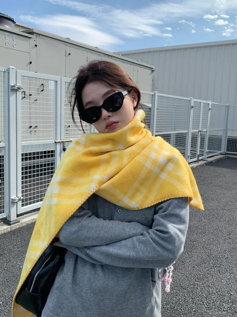 【会会主理】2024 秋冬男女通勤菱格纹联名围巾W5012