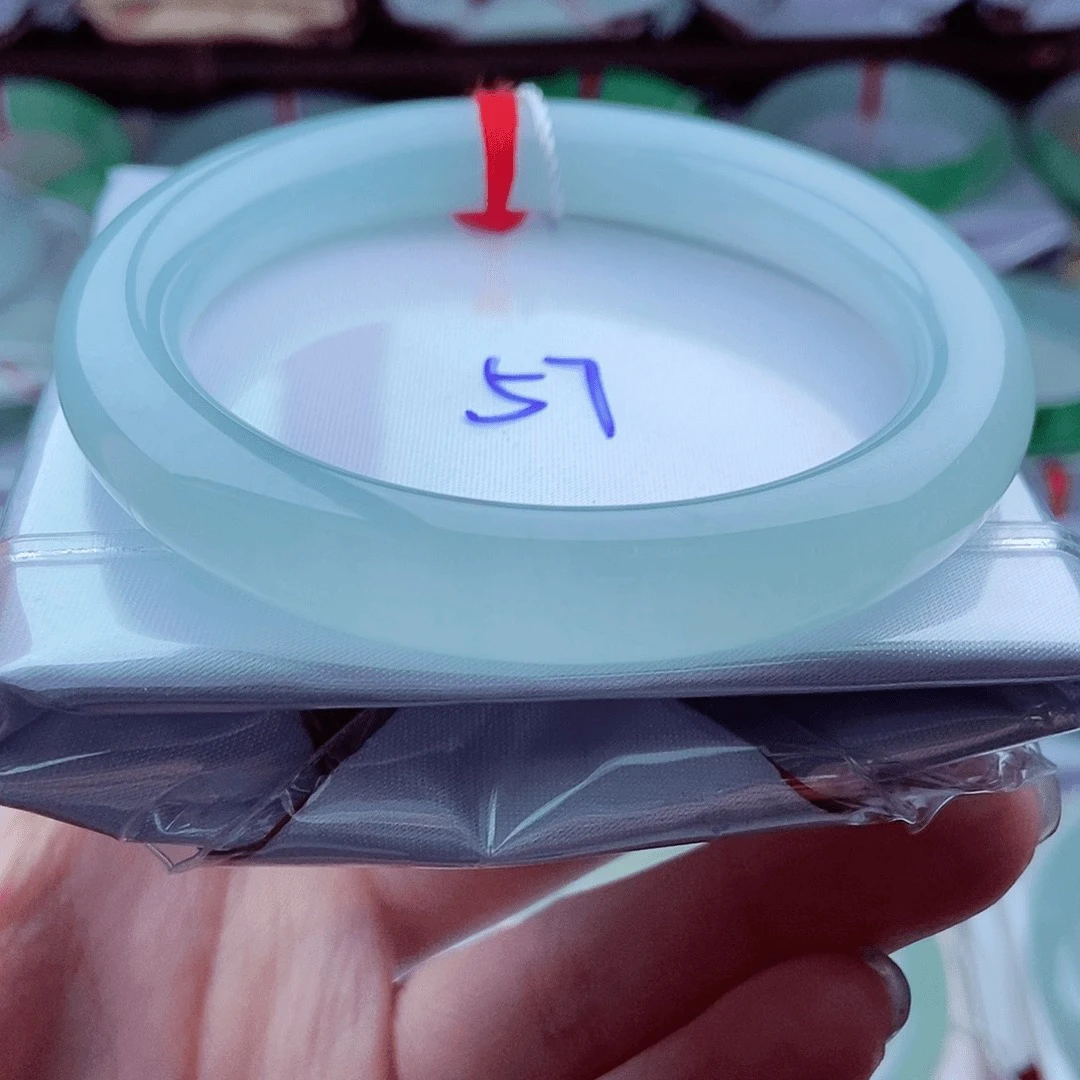 0527编57海蓝之谜星空蓝冰圆天然缅甸翡翠A货传承57.3，10.3，10.2。