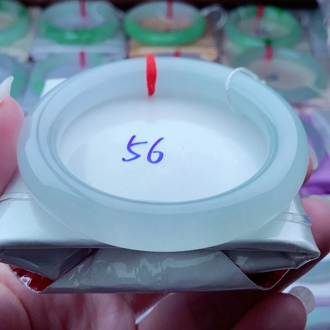 0356圆56冰透白月光水灵优雅天然缅甸翡翠A货传承56.3，10.8，11.2。