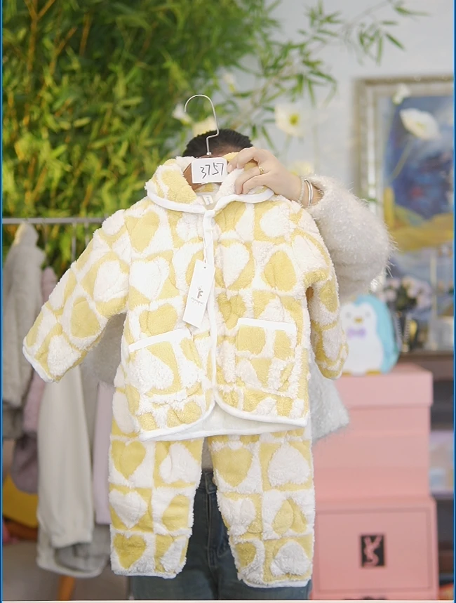 3757休闲精品家居服