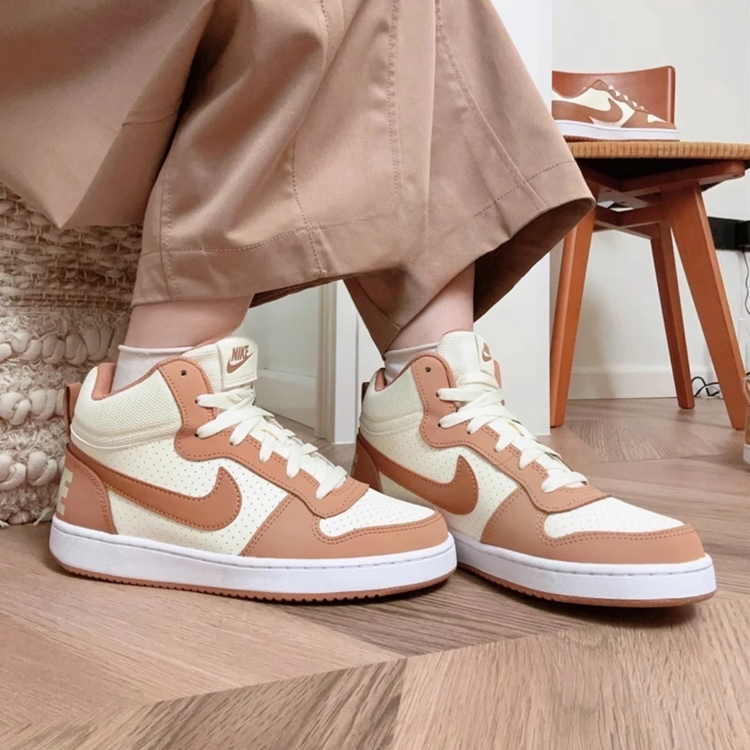 耐克Nike COURT BOROUGH女子大童中帮复古运动休闲板鞋HV1806-121