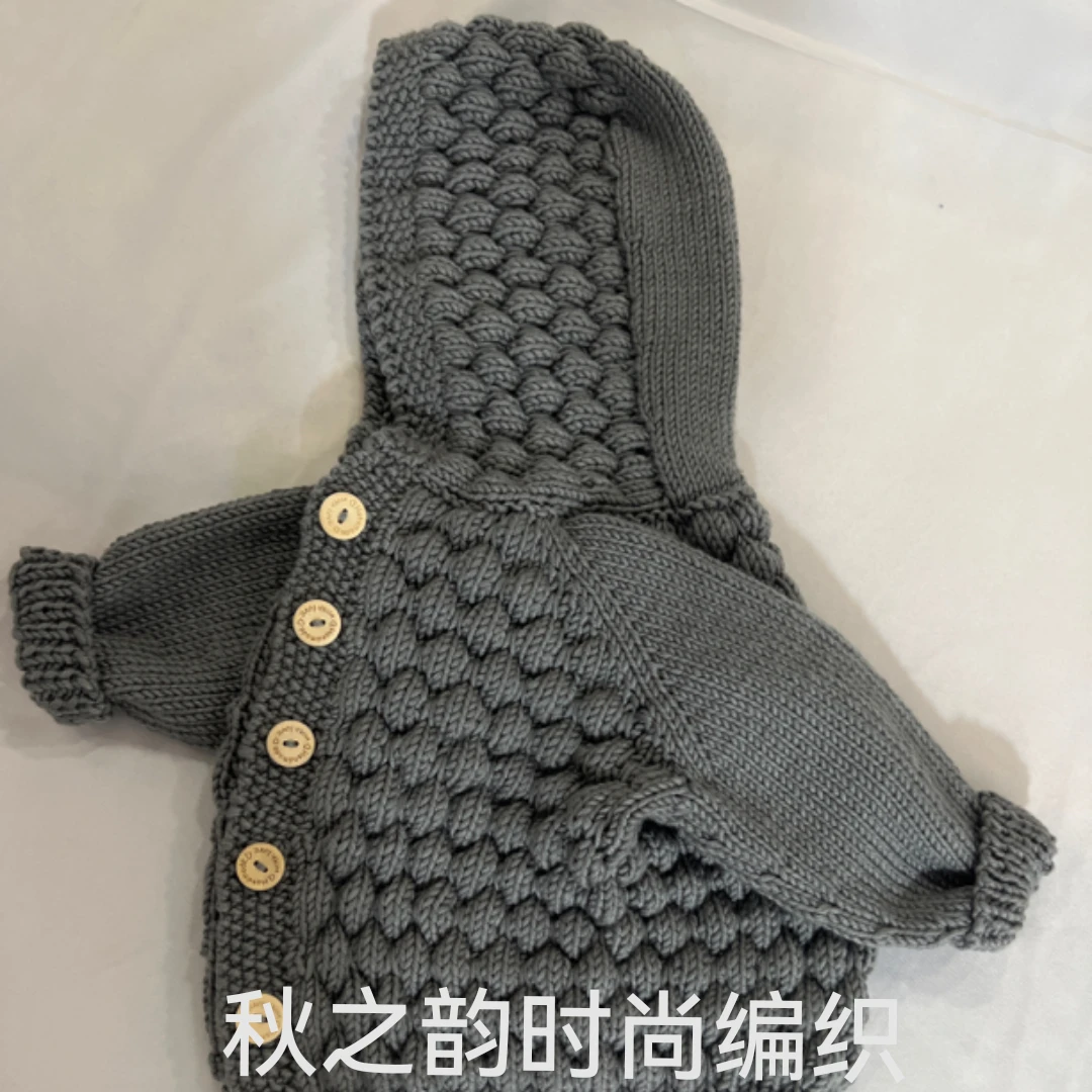 泡泡花带帽衫，厚实保暖，不是成品毛