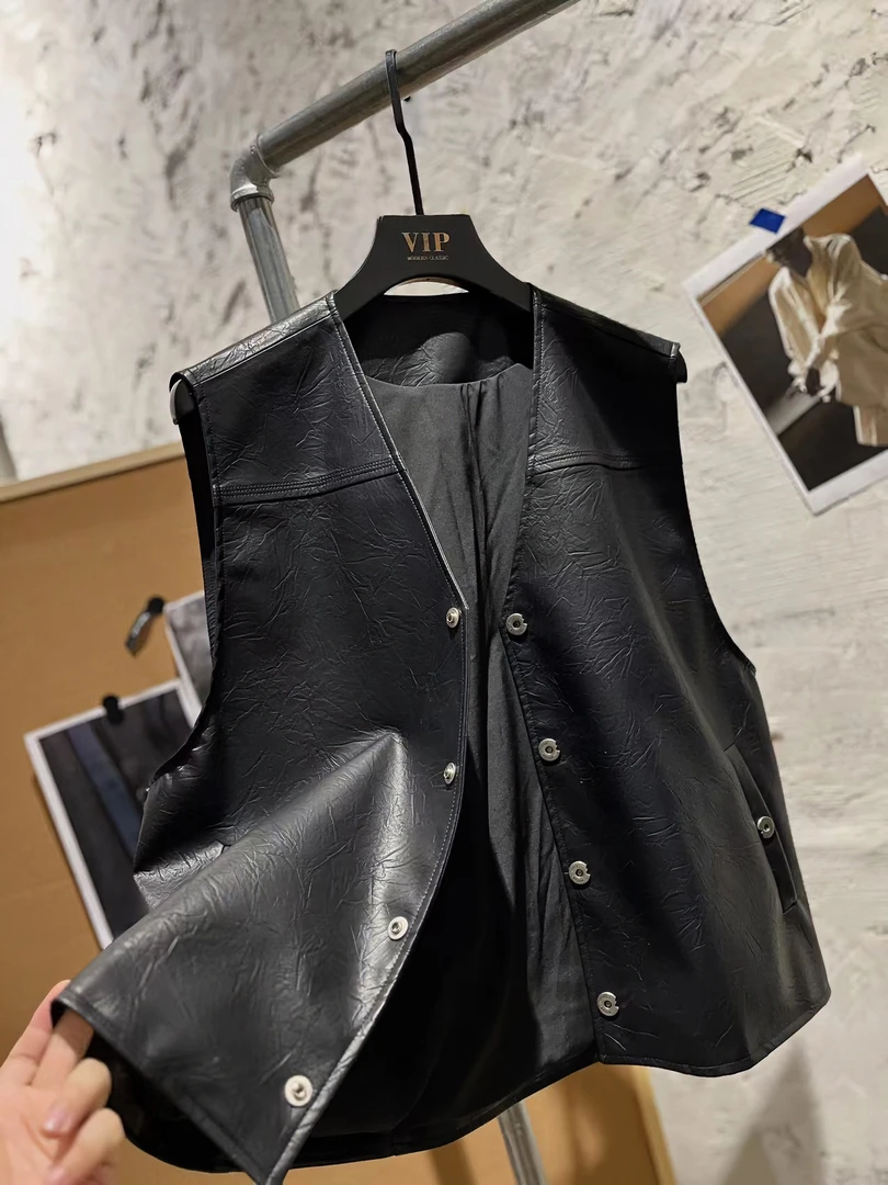 VIPstudio 24AW 设计师款 复古立体压皱纹理水洗皮马甲背心