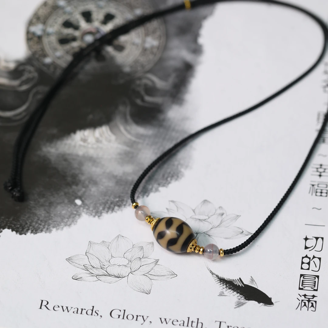 【观澜珠宝】双牙牙玛瑙项链 吊坠 多样发 1688