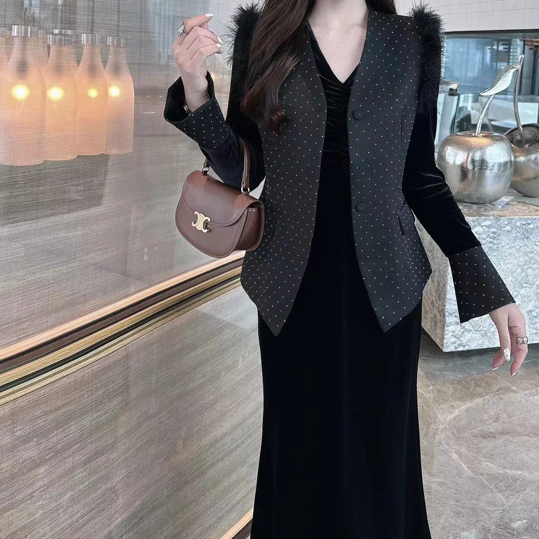 妍姐2024新款秋冬显瘦气质轻奢时尚法式收腰上衣   黑色   939