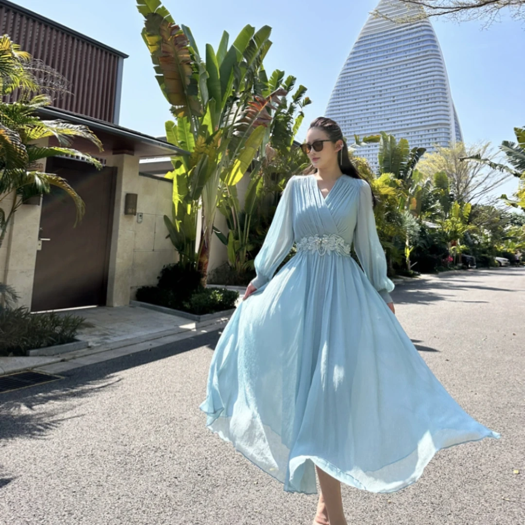 桑蚕丝2024夏新时尚v领360度气质大摆真丝裙   蓝色   240116-10